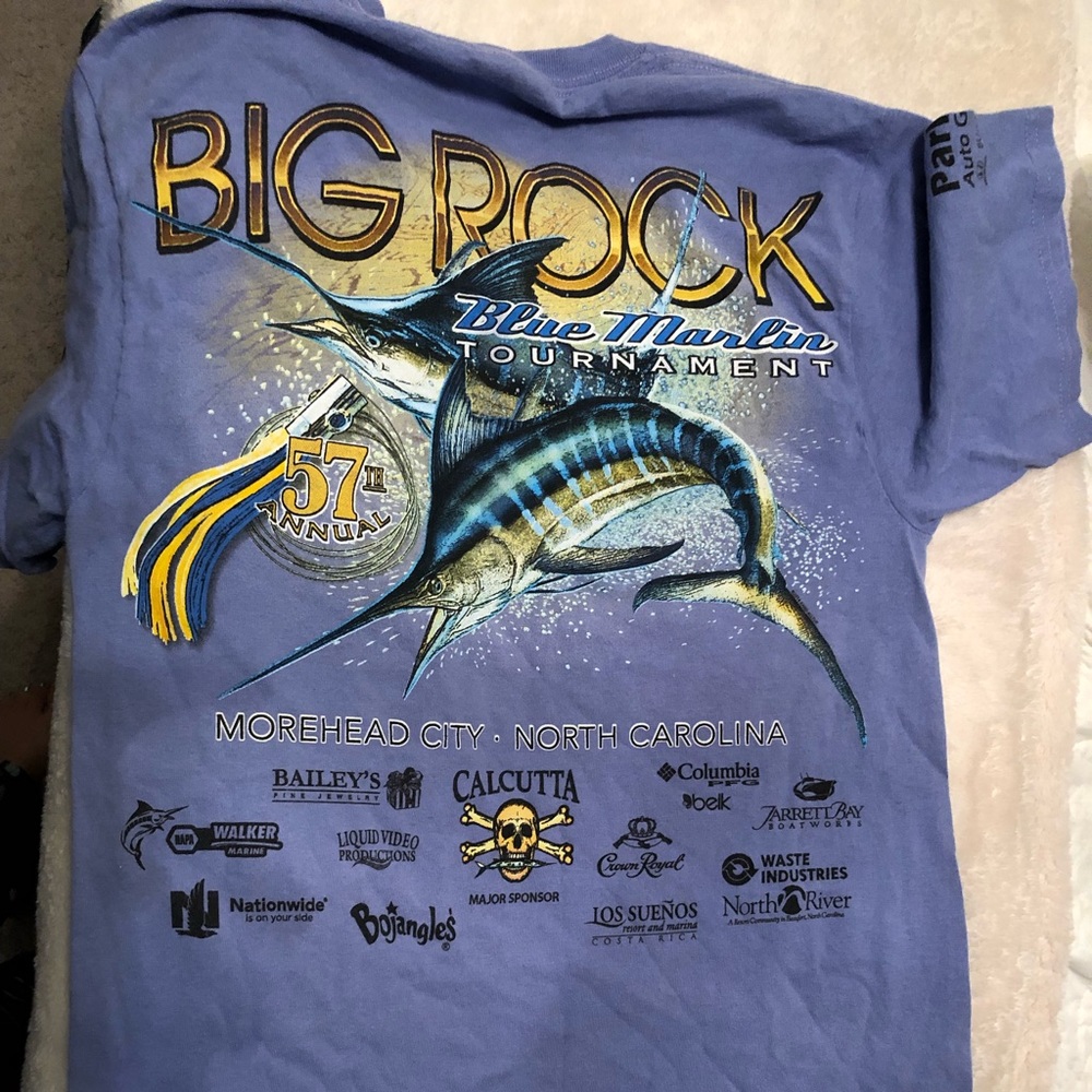 2/$10 itemWomen’s light purple Big Rock 🎣 shirt